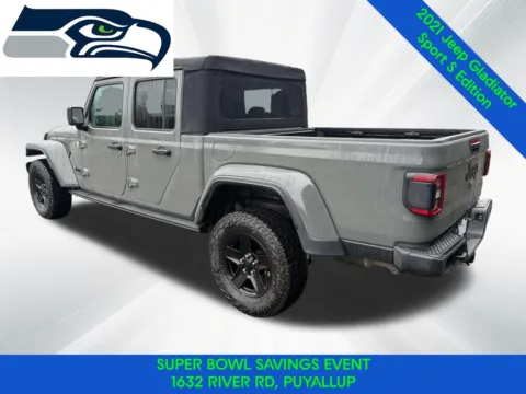 More photos of 2021 Jeep Gladiator Sport at Shift Innovations Car Co, WA