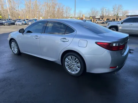 More photos of 2014 Lexus ES 350 at Shift Innovations Car Co, WA