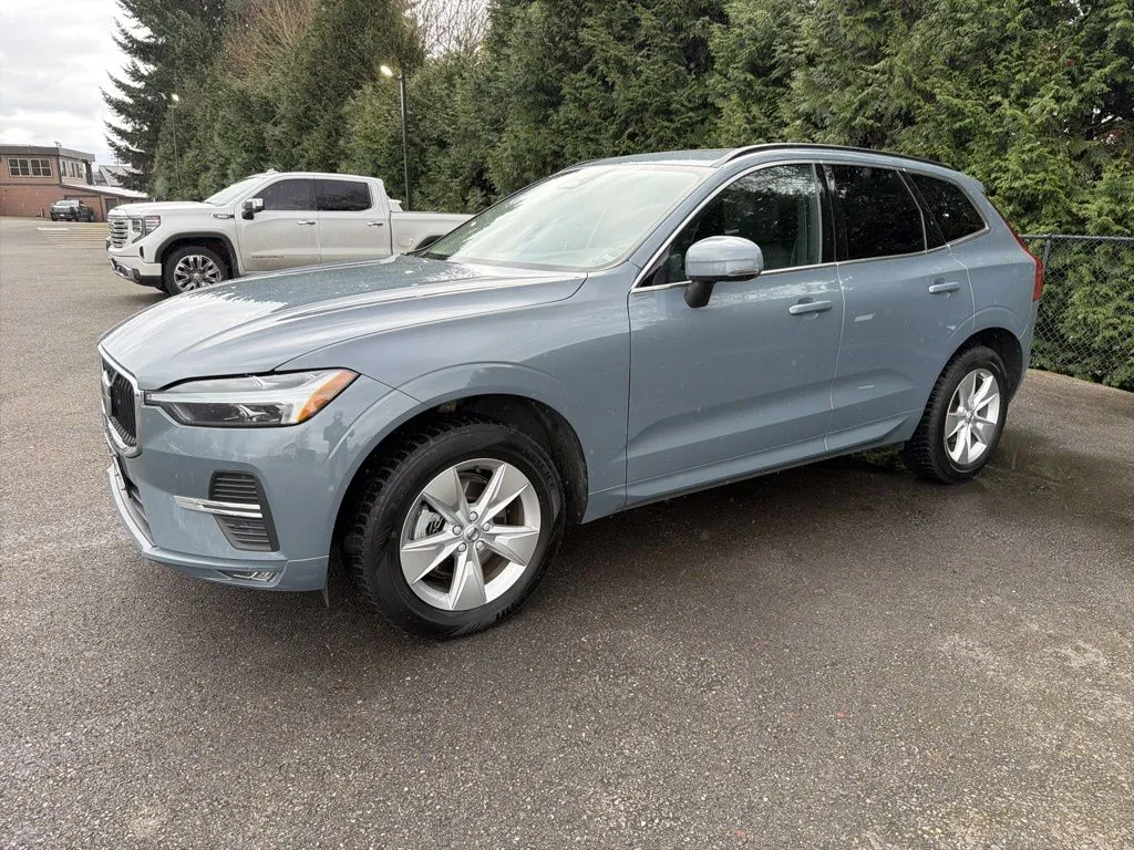 2022 Volvo XC60 B5 Momentum for sale in Puyallup, WA