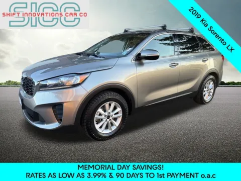 Silver 2019 Kia Sorento LX for sale in Puyallup, WA