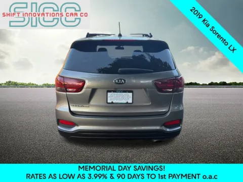 More photos of 2019 Kia Sorento LX at Shift Innovations Car Co, WA