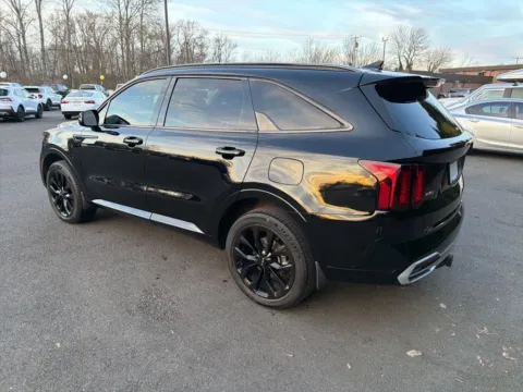 More photos of 2022 Kia Sorento X-Line EX at Shift Innovations Car Co, WA
