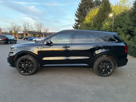 Another view of 2022 Kia Sorento X-Line EX for sale in Puyallup, WA at Shift Innovations Car Co