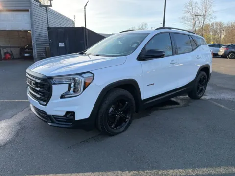 White 2023 GMC Terrain AT4 for sale in Puyallup, WA