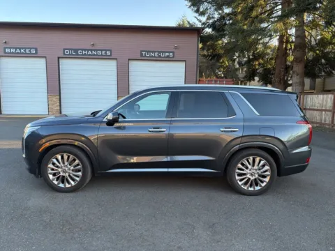Another view of 2020 Hyundai Palisade Limited for sale in Puyallup, WA at Shift Innovations Car Co