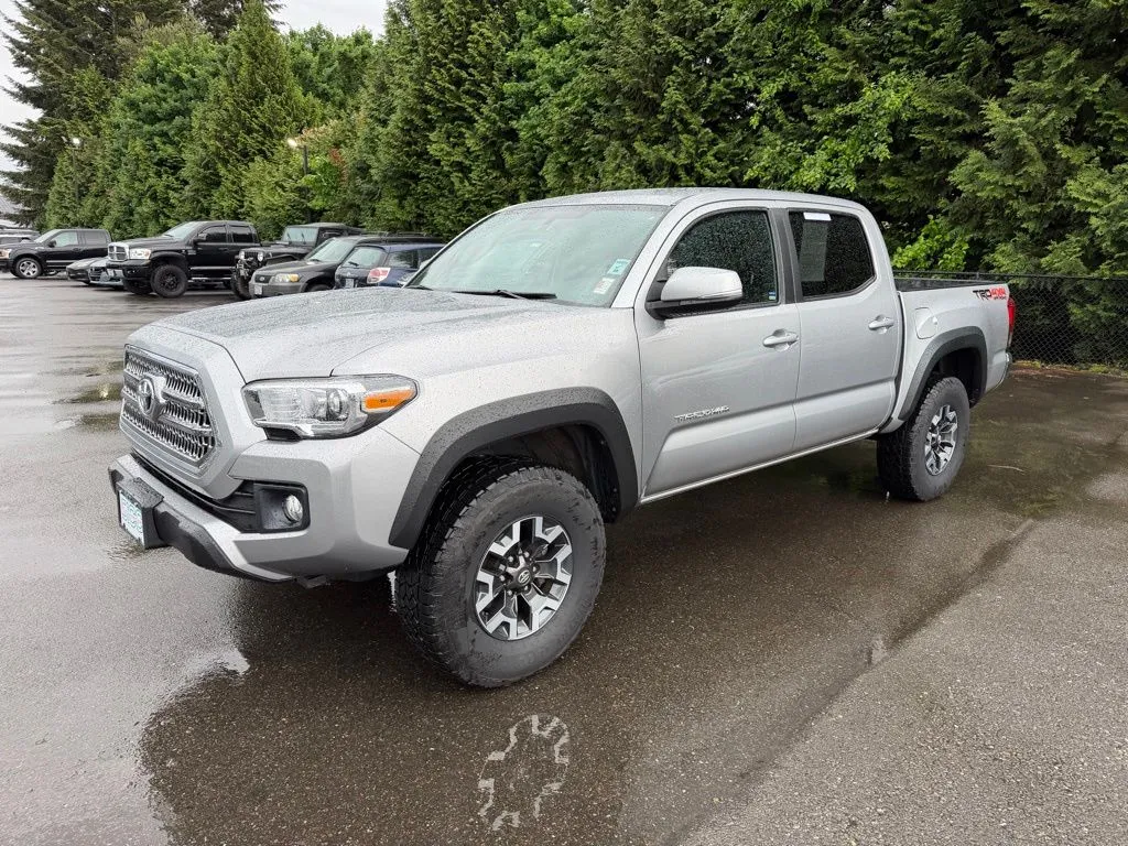 Silver 2017 Toyota Tacoma TRD Off-Road for sale in Puyallup, WA