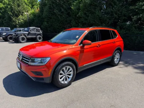 Orange 2018 Volkswagen Tiguan 2.0T SE for sale in Puyallup, WA