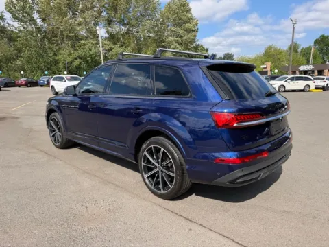 More photos of 2021 Audi Q7 55 Premium Plus at Shift Innovations Car Co, WA