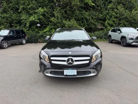 Photos of 2017 Mercedes-Benz GLA 250 for sale in Puyallup, WA at Shift Innovations Car Co