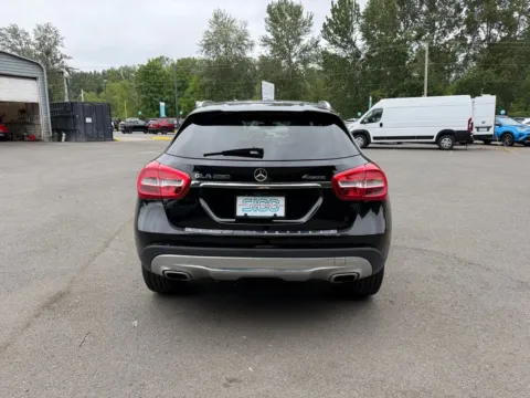 More photos of 2017 Mercedes-Benz GLA 250 at Shift Innovations Car Co, WA
