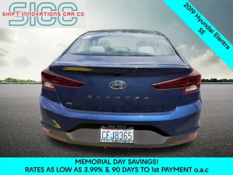 More photos of 2019 Hyundai Elantra SE at Shift Innovations Car Co, WA