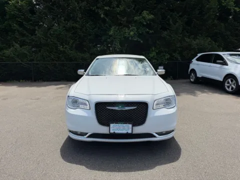 Photos of 2019 Chrysler 300 Limited for sale in Puyallup, WA at Shift Innovations Car Co