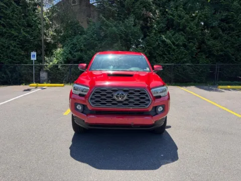 Photos of 2020 Toyota Tacoma TRD Sport for sale in Puyallup, WA at Shift Innovations Car Co