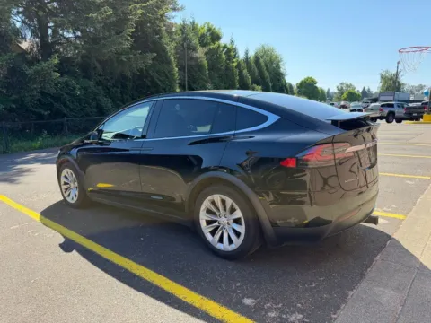 More photos of 2016 Tesla Model X 75D at Shift Innovations Car Co, WA
