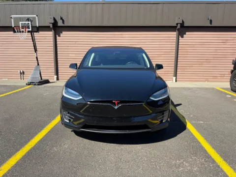 Photos of 2016 Tesla Model X 75D for sale in Puyallup, WA at Shift Innovations Car Co