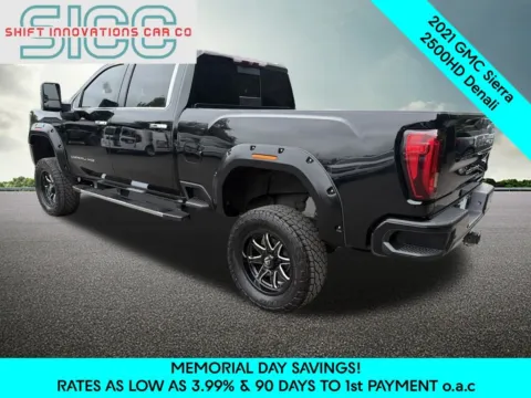More photos of 2021 GMC Sierra 2500HD Denali at Shift Innovations Car Co, WA