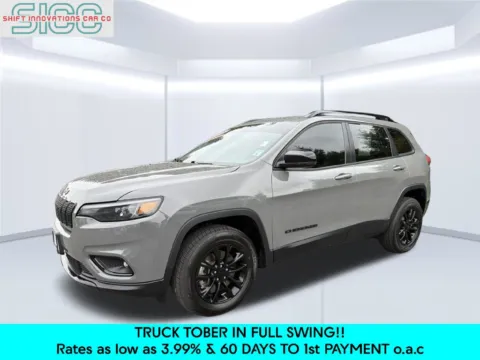 Gray 2023 Jeep Cherokee Altitude for sale in Puyallup, WA