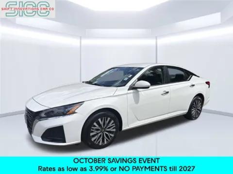 White 2023 Nissan Altima 2.5 SV for sale in Puyallup, WA