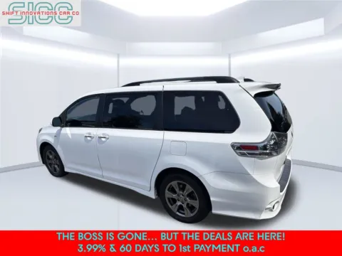 More photos of 2020 Toyota Sienna SE at Shift Innovations Car Co, WA