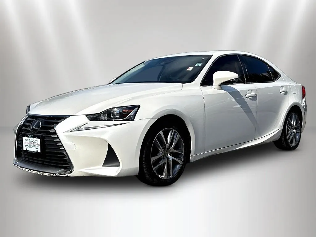2019 Lexus IS