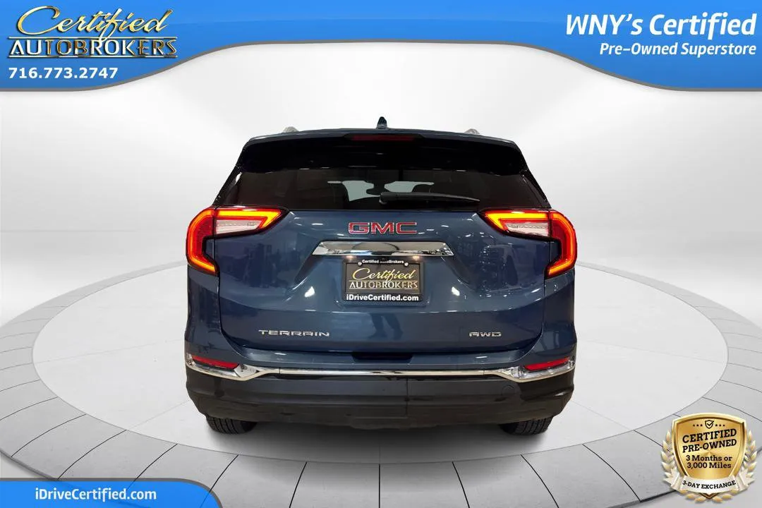 2024 Gmc Terrain SLT photo 3