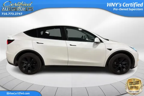 More photos of 2022 Tesla Model Y Long Range AWD at Certified AutoBrokers, NY