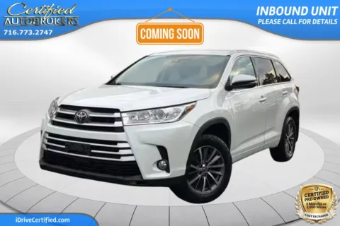 White 2017 Toyota Highlander XLE AWD for sale in Grand Island, NY