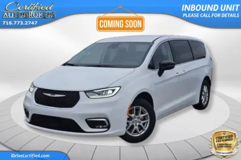 White 2024 Chrysler Pacifica Touring L for sale in Grand Island, NY