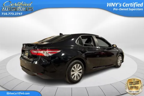 More photos of 2020 Toyota Camry Hybrid LE at Certified AutoBrokers, NY