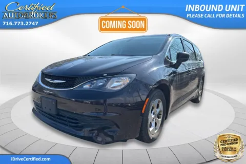 Unknown 2017 Chrysler Pacifica LX for sale in Grand Island, NY