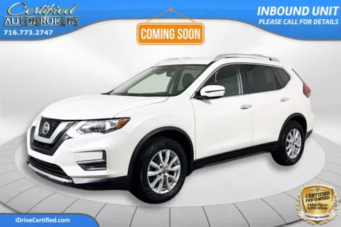 White 2019 Nissan Rogue SV AWD for sale in Grand Island, NY