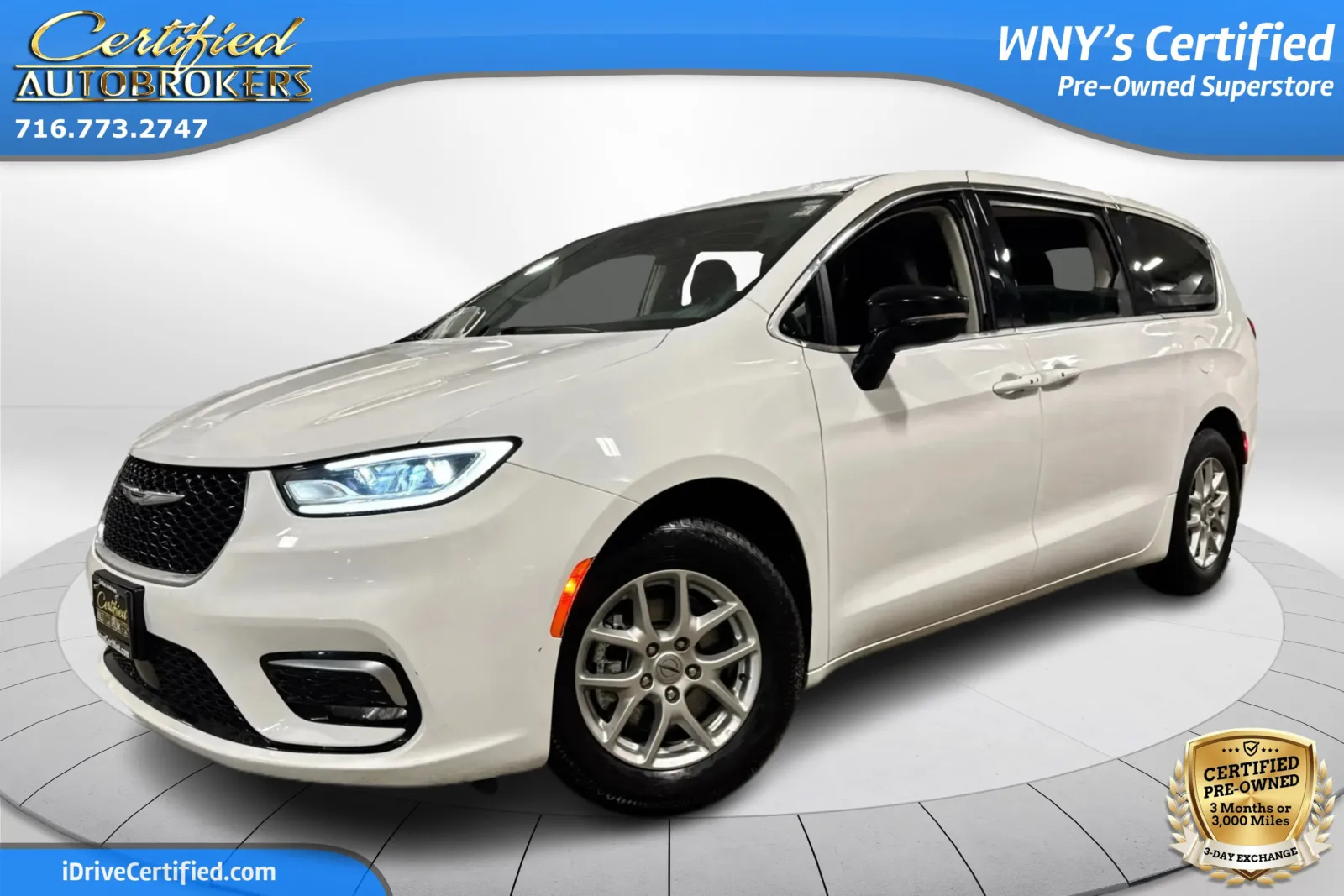 2024 Chrysler Pacifica Touring L for sale in Grand Island, NY