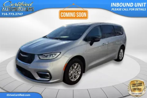 Silver 2024 Chrysler Pacifica Touring L for sale in Grand Island, NY