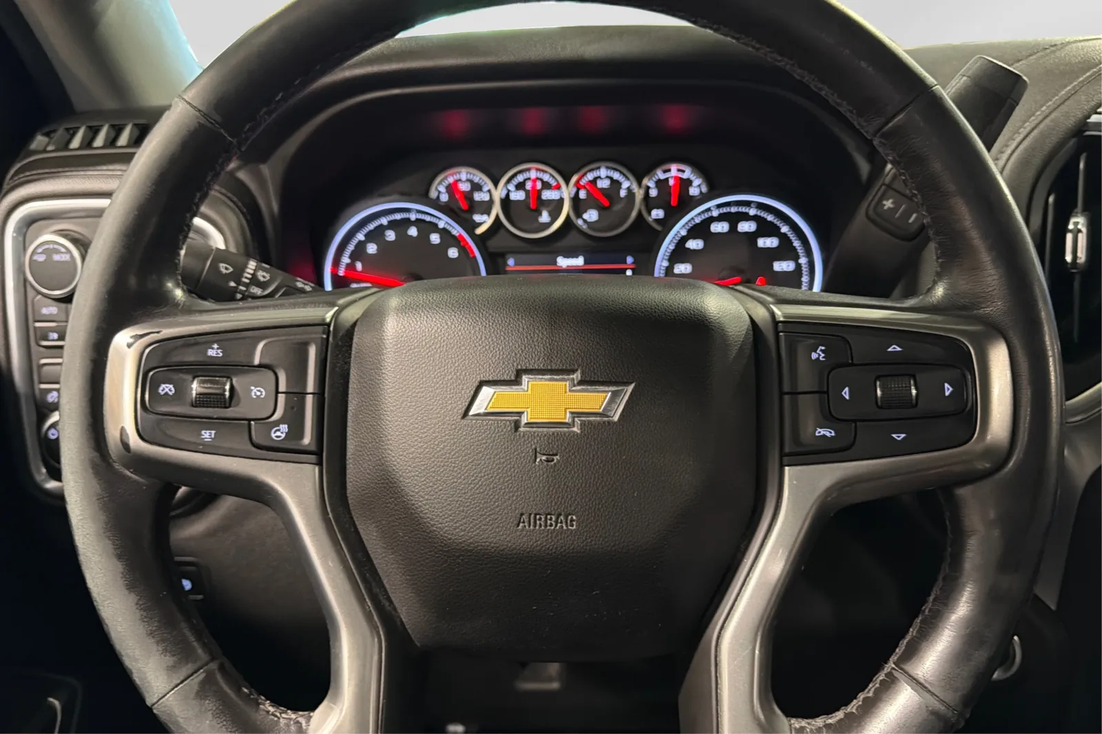 2020 Chevrolet Silverado 1500 LT - Photo 22