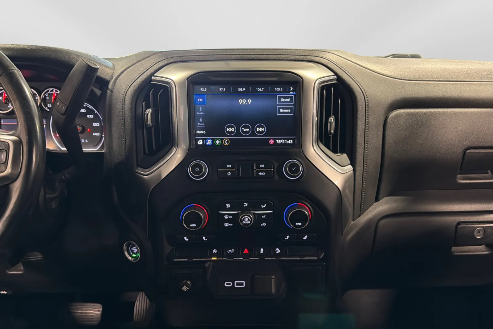 2020 Chevrolet Silverado 1500 LT - Photo 29
