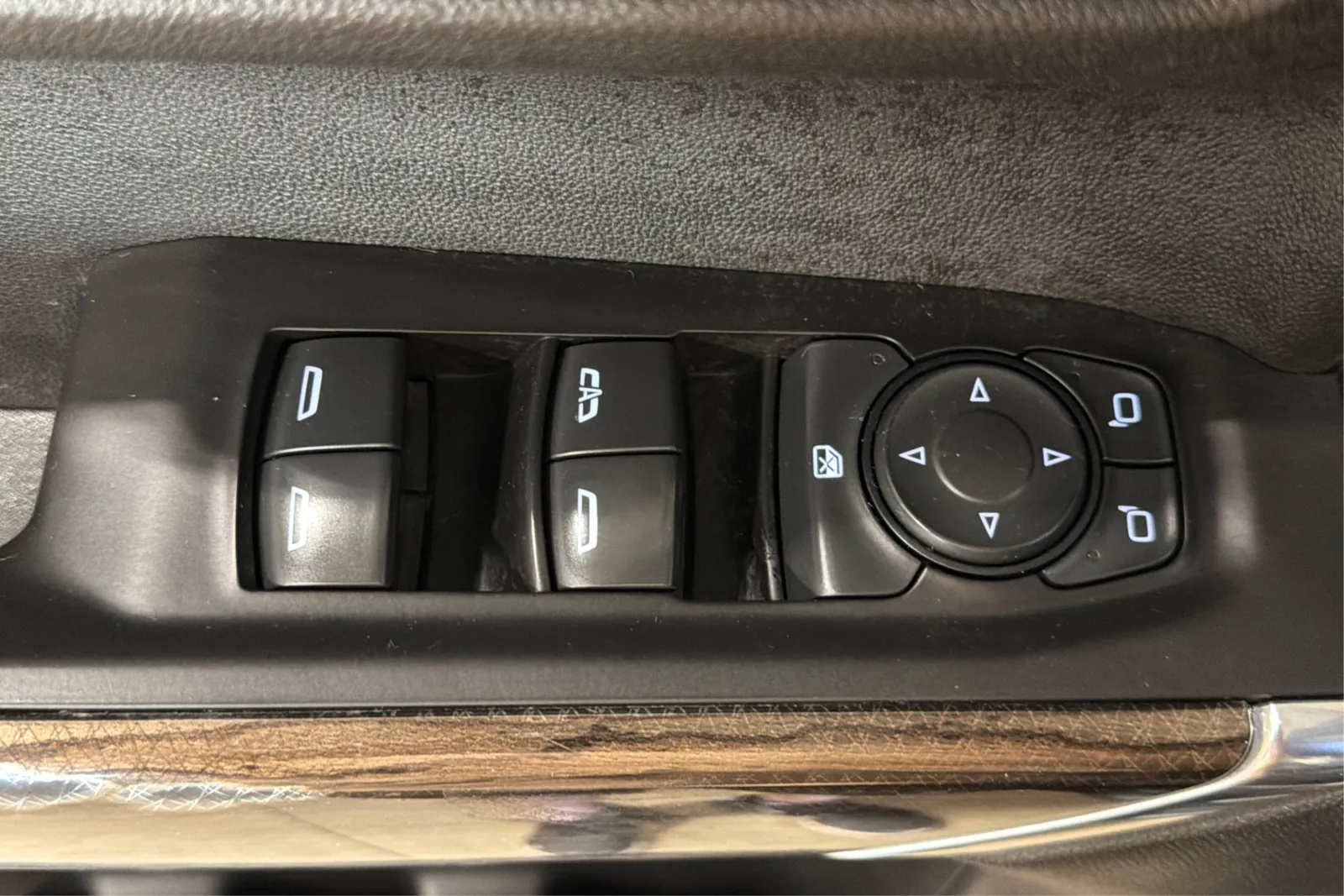 2020 Chevrolet Silverado 1500 LT - Photo 16