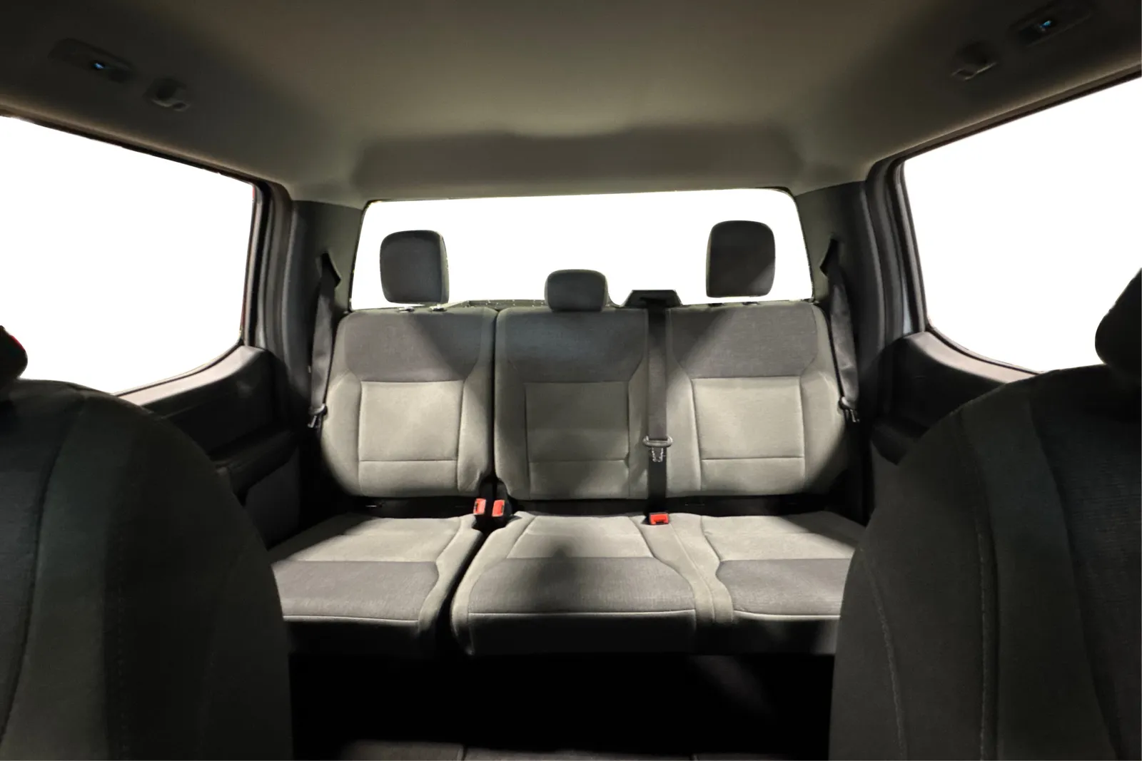 2025 Ford F-150 XLT - Photo 41