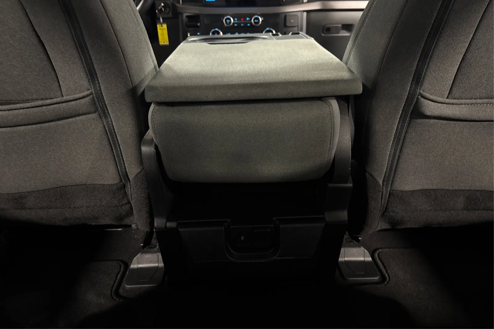 2025 Ford F-150 XLT - Photo 36