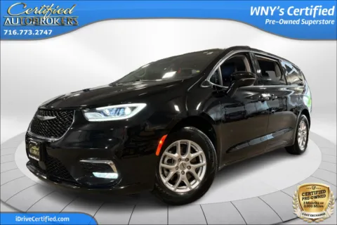 Black 2024 Chrysler Pacifica Touring L for sale in Grand Island, NY