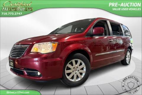 Red 2015 Chrysler Town & Country Touring for sale in Grand Island, NY