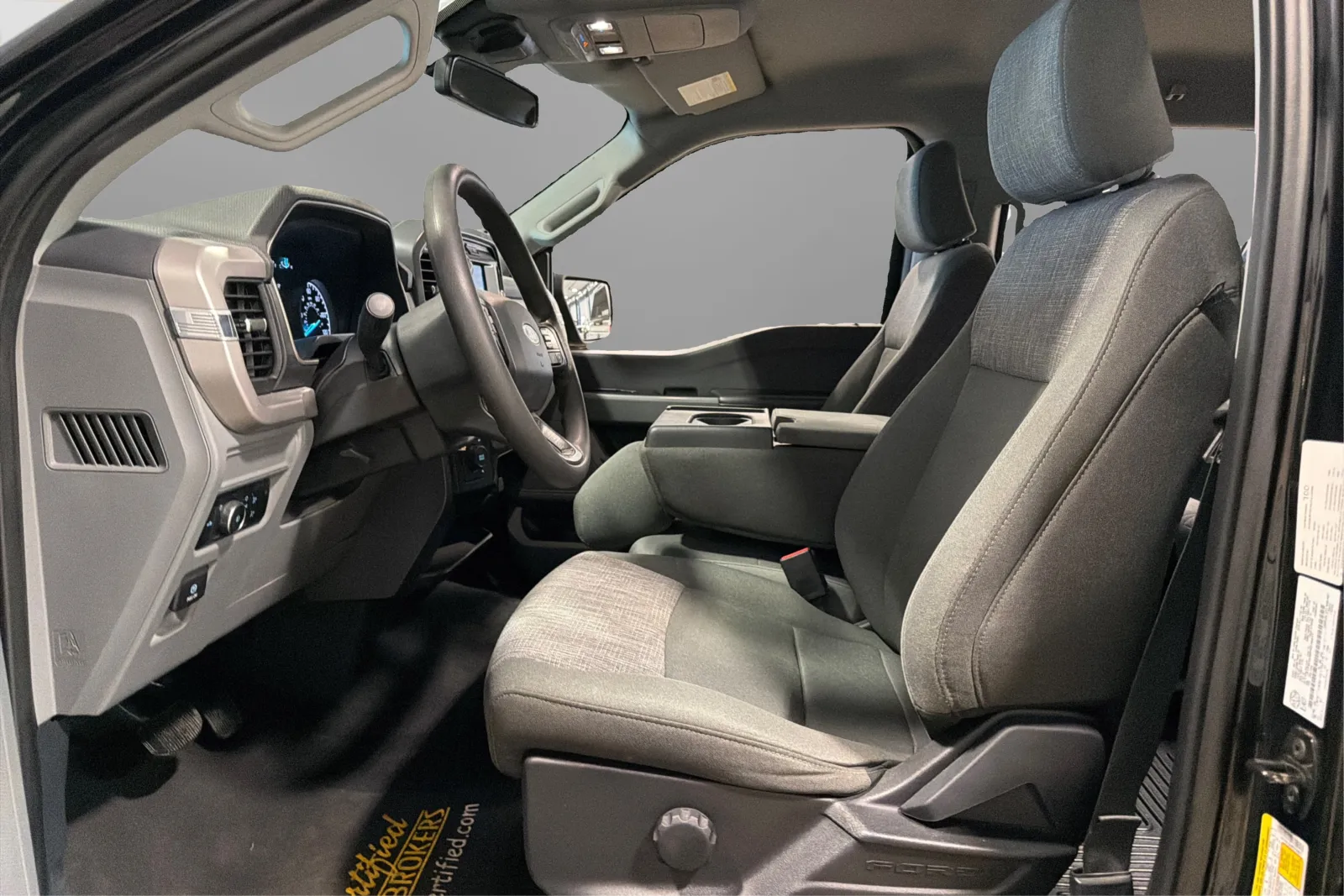 2023 Ford F-150 XLT - Photo 18