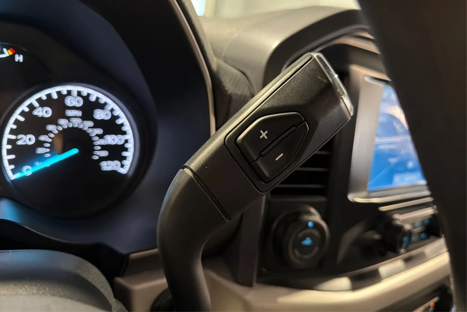 2023 Ford F-150 XLT - Photo 33