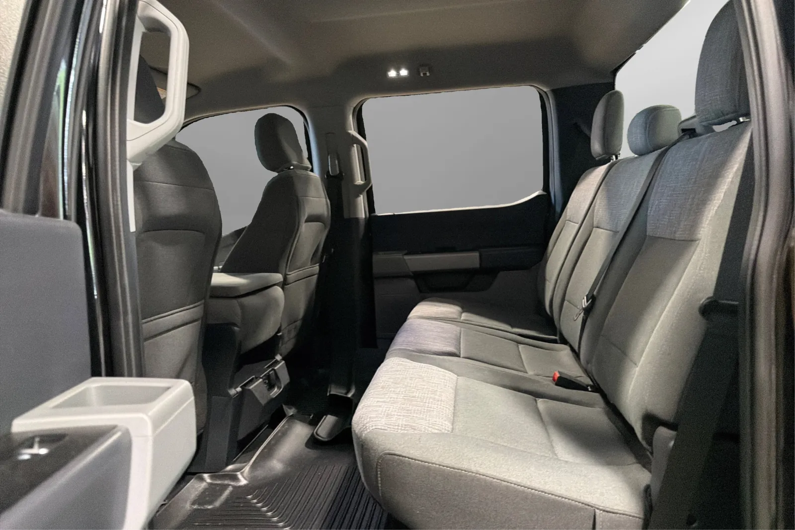 2023 Ford F-150 XLT - Photo 35