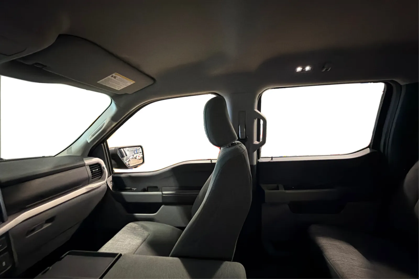 2023 Ford F-150 XLT - Photo 38