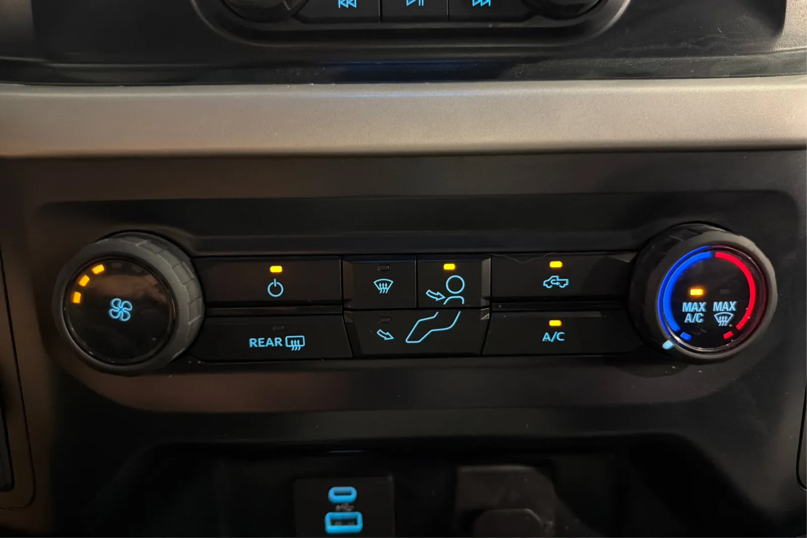 2023 Ford F-150 XLT - Photo 32