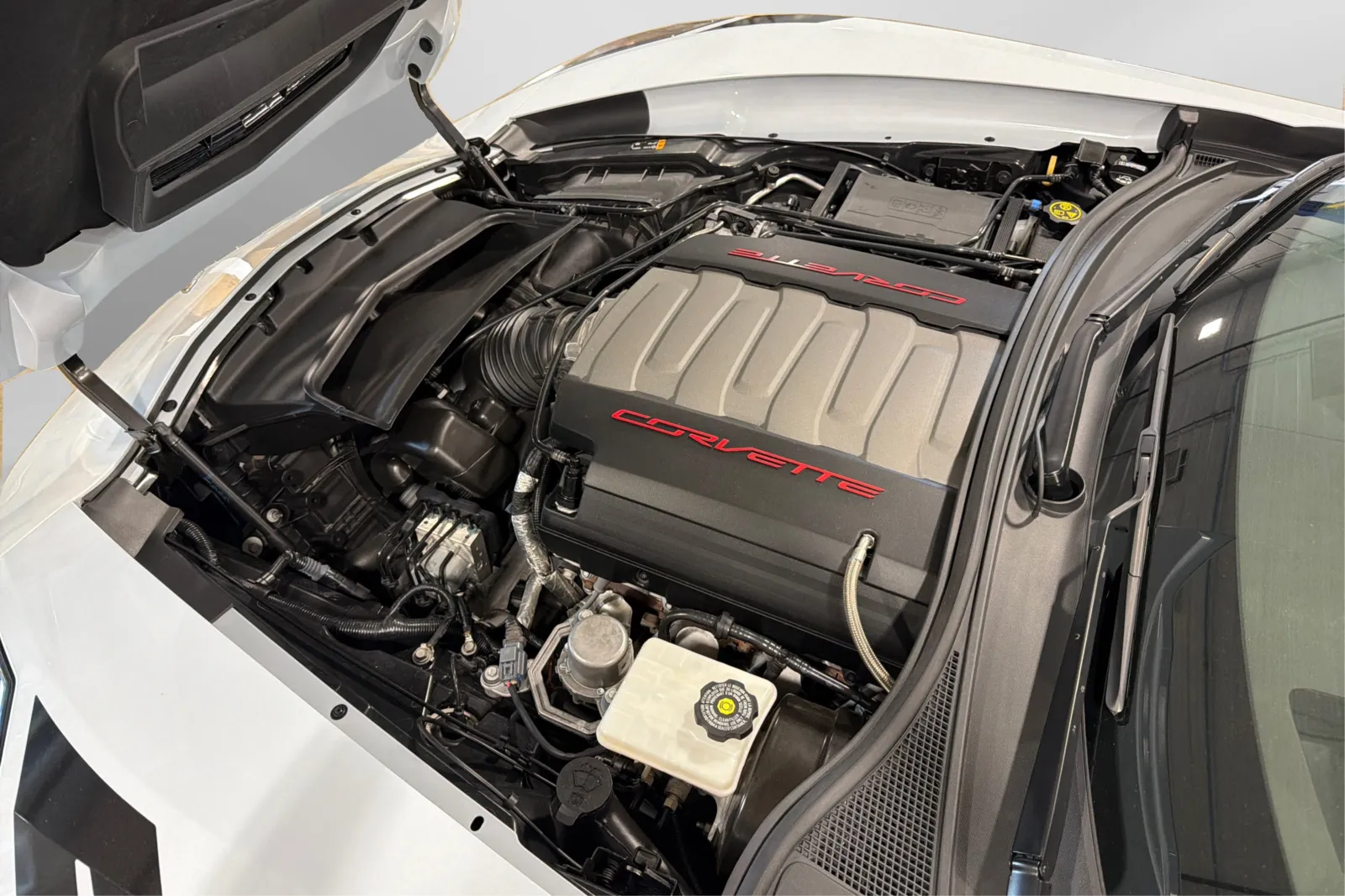2019 Chevrolet Corvette 2LT - Photo 11