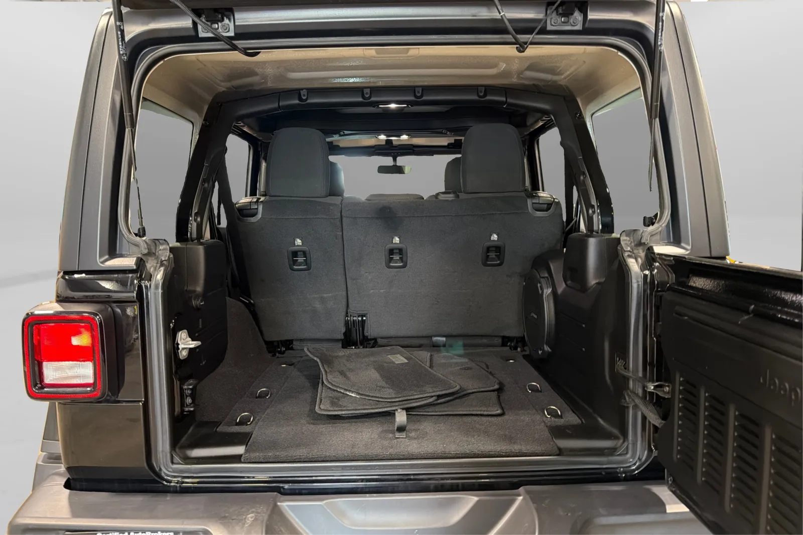 2022 Jeep Wrangler Unlimited Rubicon - Photo 44