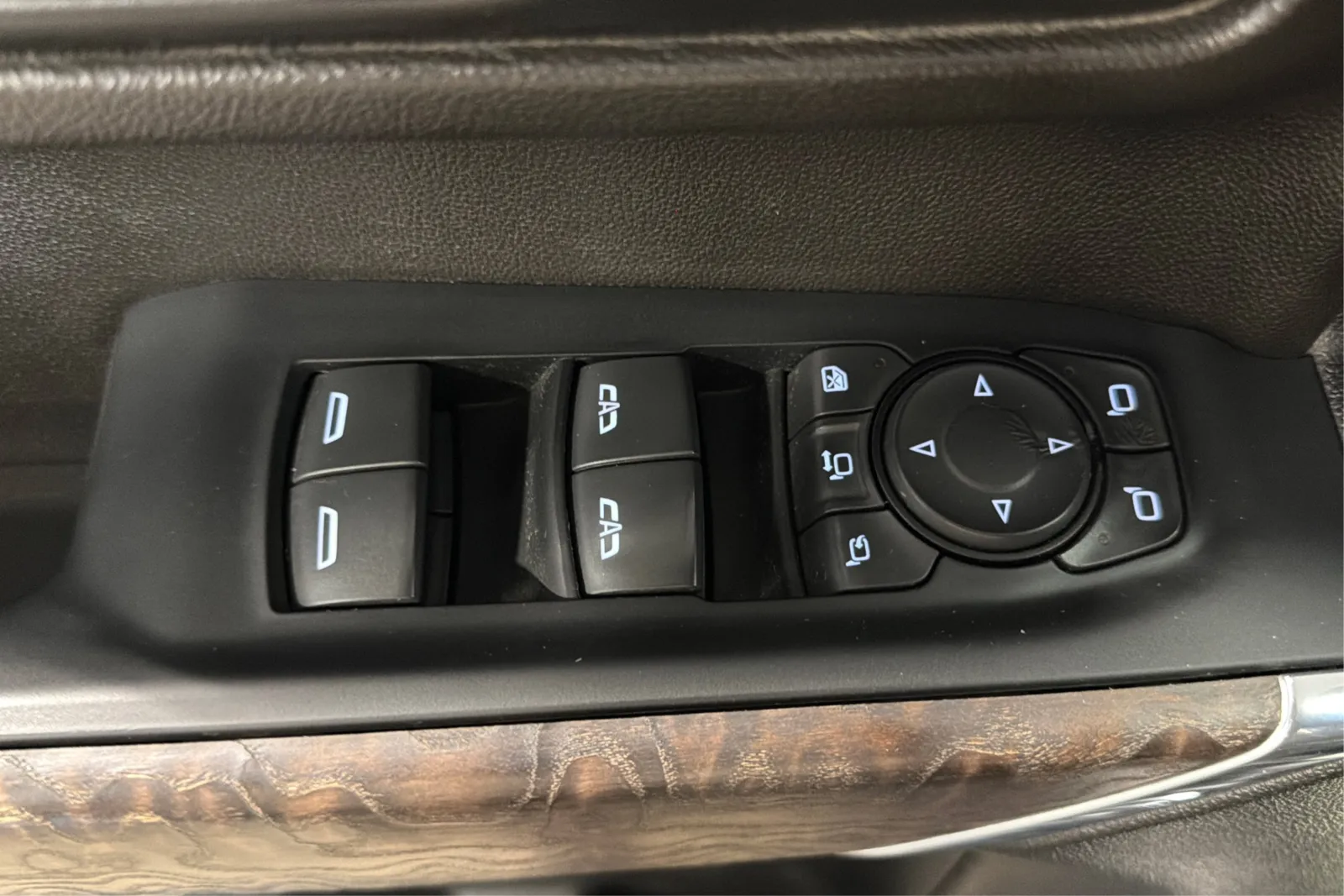 2023 GMC Sierra 3500 Denali HD Denali - Photo 16