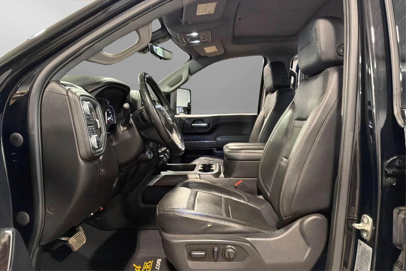 2023 GMC Sierra 3500 Denali HD Denali - Photo 19