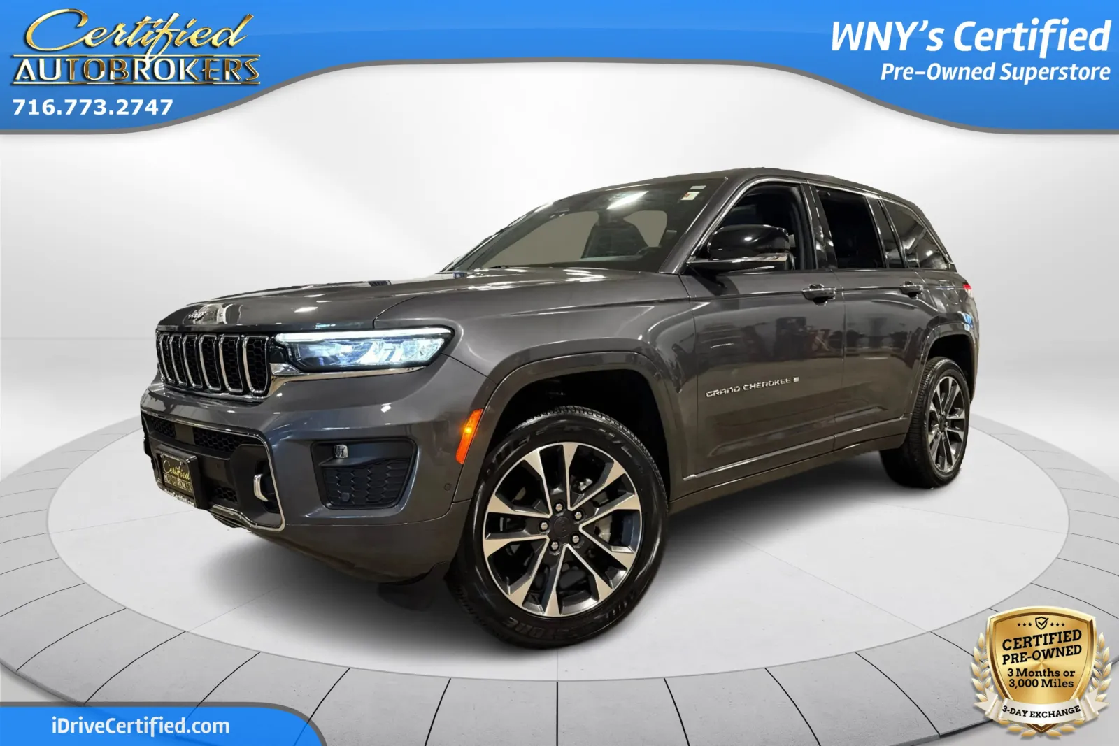 Gray 2022 Jeep Grand Cherokee Overland 4x4 for sale in Grand Island, NY